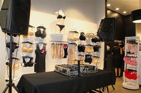 Fashionably Petite INTIMACY Bra Fit Stylists Fifth Avenue Store Launch