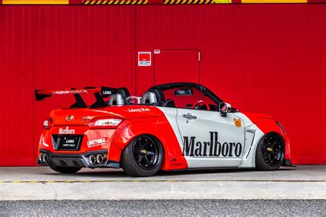 Tiny Nissan GT R Is A Daihatsu Copen With A 658cc Engine Carscoops