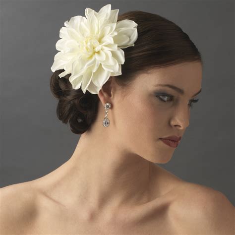 No hairstyle is complete without a trendy clip from claire's. Elegant Bridal Diamond White Dahlia Flower Hair Clip ...