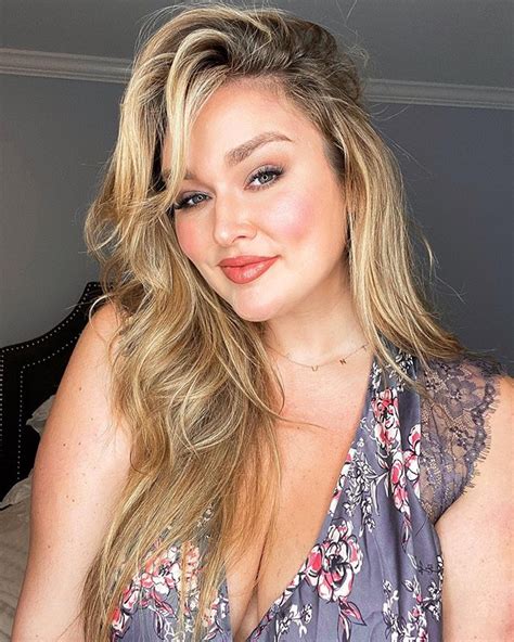 hunter mcgrady everything you wanted to know bio photos and more caveman circus caveman