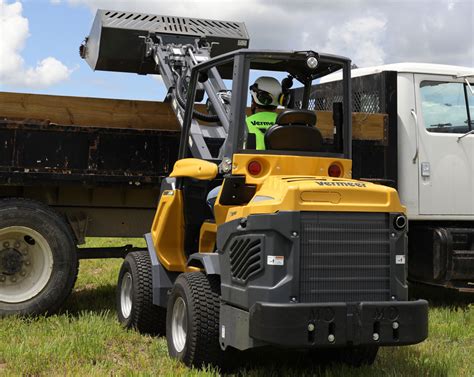 Vermeer Compact Articulated Loaders With Telescopic Boom