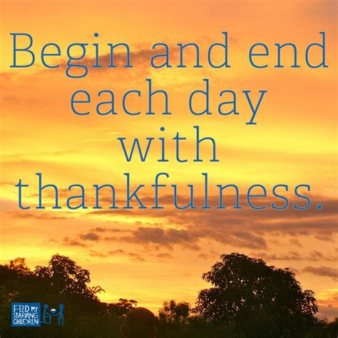 Begin And End Each Day With Thankfulnesshappy Thanksgiving Friends