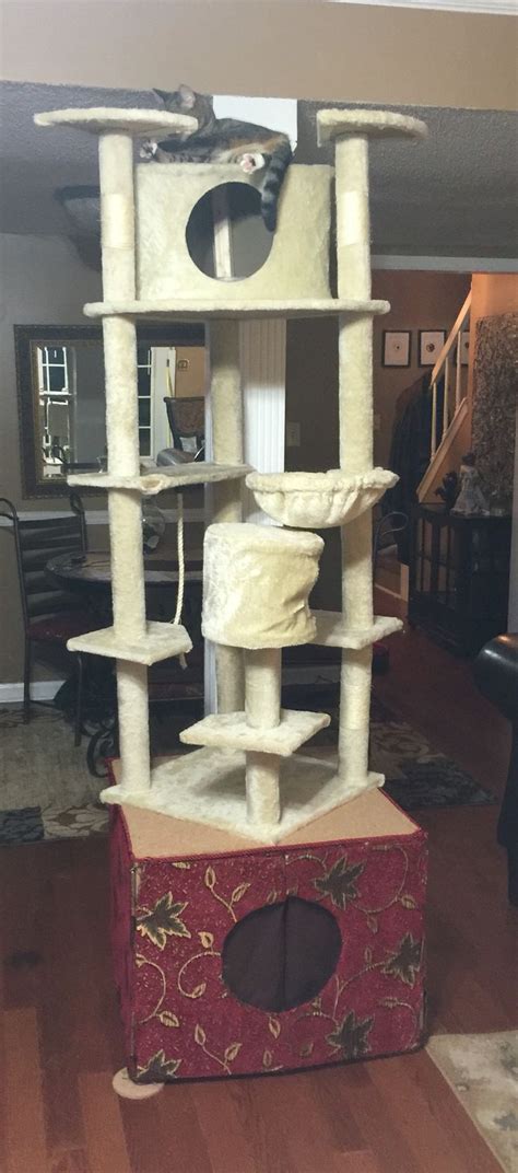 Scratching post and cat tower. 105 best ideas about DIY: Kitty Condo on Pinterest ...
