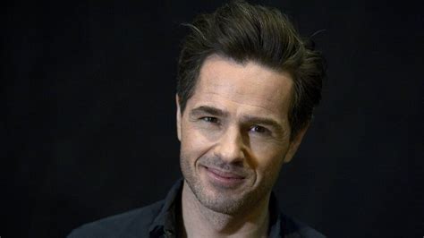 Поделиться peter jöback — allt finns kvar peter jöback — guds frid i gode vise män Peter Jöback blir Fantomen på Operan | SVT Nyheter