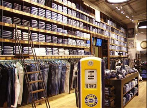Blue box a company in the swegon group. Blue Box vise un réseau de 100 à 150 magasins - Actualité ...