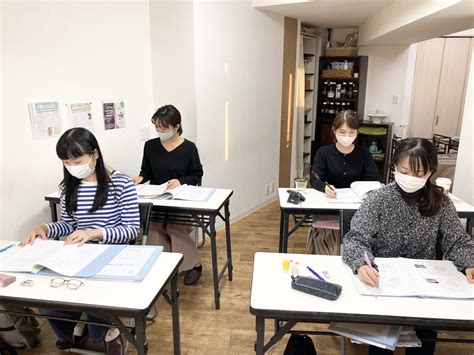 世界の基本要素 パンチャ マハ ブータ(Pancha maha bhuta) | 英国アーユルヴェーダカレッジ