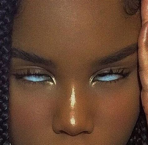 𝗏𝖺𝗅𝗄𝗒𝗋𝗂𝖾 Black Girl Aesthetic Bad Girl Aesthetic Aesthetic Makeup