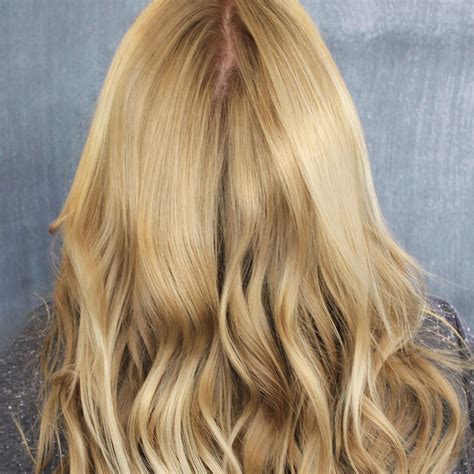 30 Light Beige Blonde Hair Colour Fashion Style