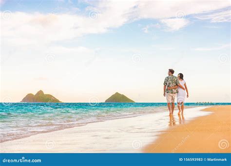 Hawaii Beach Vacation Couple Walking At Sunset Luxury Travel Holiday