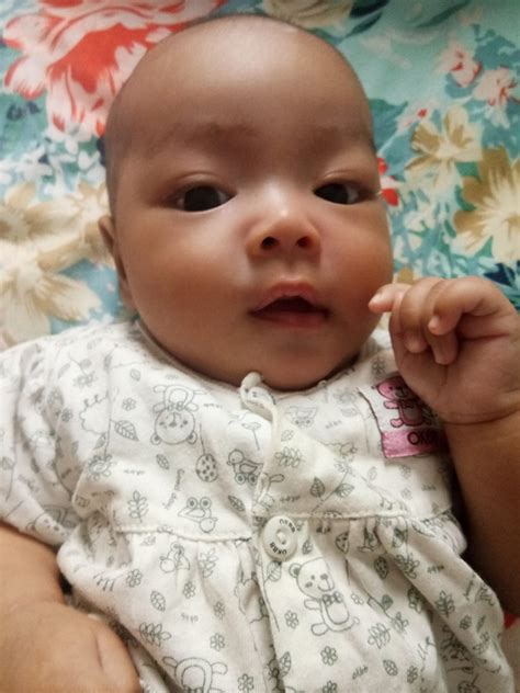 Pada masa ini si ibu sedang diberi bantuan pernafasan terus dari peparu dan sedang menerima pemindahan darah dan ubatan lainnya. "Tak Sempat Suami Sediakan Barang, Baby Dah Selamat Keluar ...