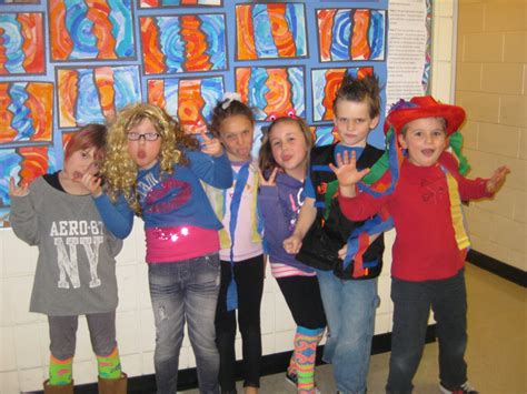 No rhyme, no reason day. Tales from Venus 1: Wacky day