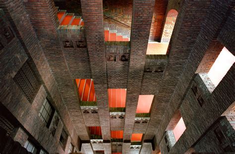 Aanleg, onderhoud, beheer en veiligheid. Projecten - Kantoren - NS 'de Inktpot' - Merkx+Girod