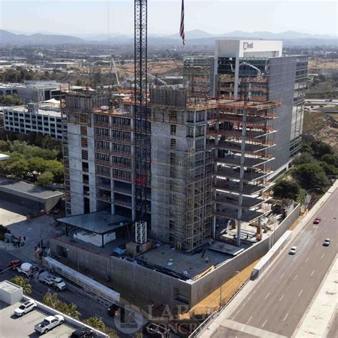 La Jolla Commons – Largo Concrete