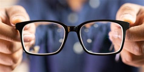 How To Choose The Right Strength And Style Of Reading Glasses For You