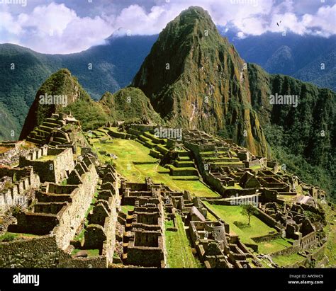 Pe Cuzco Machu Picchu The Old Inca City In The Andes Stock Photo