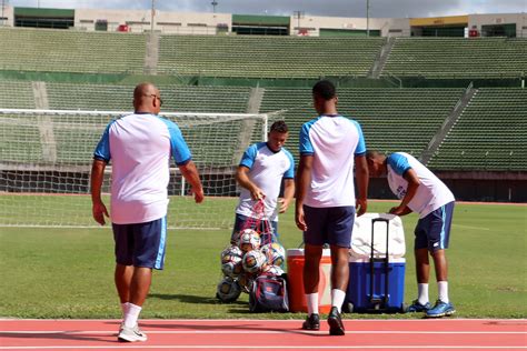 Treino Em Pitua U Em Por Felipe Oliveira Flickr