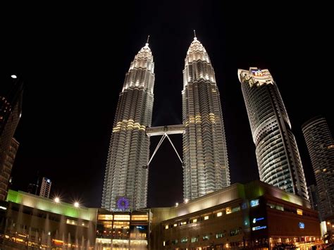 Malaysia Petronas Towers Kuala Lumpur Twin Towers Cities