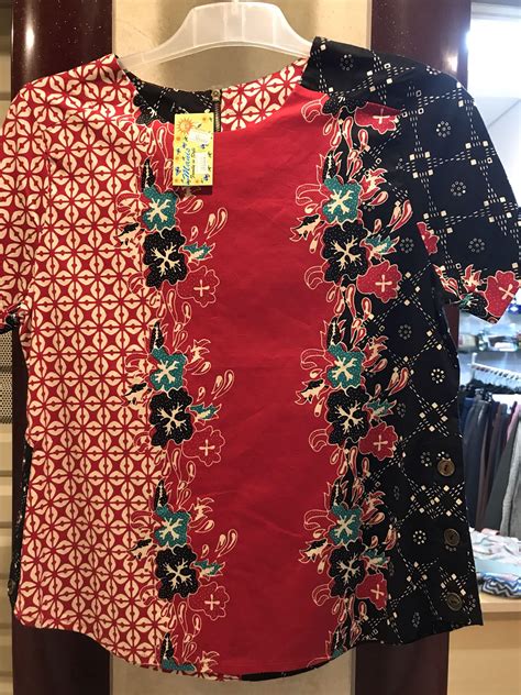 Maybe you would like to learn more about one of these? Model Baju Batik Kancing Samping - Baju Batik Blus Kimono ...
