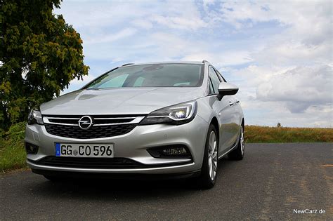 Außerdem entspricht das fahrzeug, in das sie in opel astra kombi leasing liegt im trend und das hat gute gründe. Opel Astra Sports Tourer - ambitionierter Kombi im Test ...