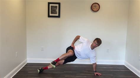Side Plank Arm Extended With Hip Flexion And Extension Leg Swings For