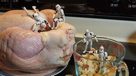 Dont Stuff Your Turkey Put Cooked Stuffing In While The Turkey Rests