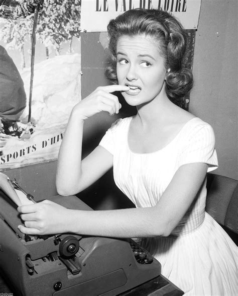 Shelley Fabares Sitcoms Online Photo Galleries