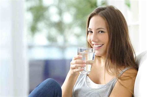 Maka dari itu, ada beberapa cara agar moms bisa minum air putih lebih banyak setiap hari. Cara diet air putih yang bermanfaat dan sehat bagi tubuh ...