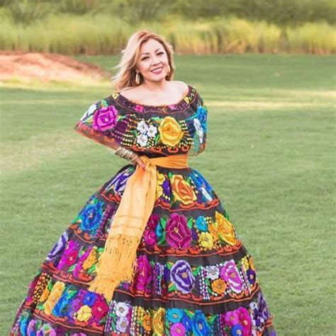 Folcloricos Y Mas Gran Variedad De Ropa Artesanal Vestidos Mexicanos Ropa Traje Regional