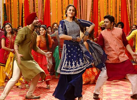 Gangsters who've come to kidnap happy and her husband, pick up the wrong happy, while guddu and his wife happy are escorted to a university to. Box Office: Happy Phirr Bhag Jayegi Day 3 in overseas ...