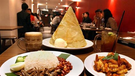 Mamak Melbourne Sydney Malaysian Restaurant Owners In Court Over