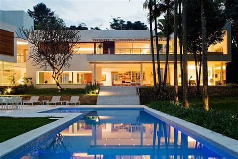 Todas tienen baño privado y vistas al hermoso jardín. Casas com Piscinas: 60 Modelos, Projetos e Fotos!