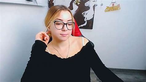 Leila Le Stripchat Webcam Model Profile And Free Live Sex Show