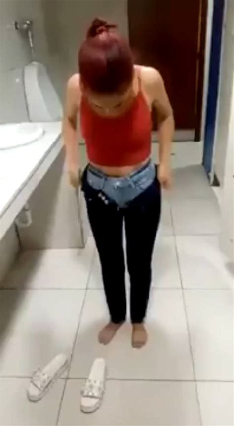 Shoplifter Takes Off Nine Pairs Of Jeans After Being Caught Rthatsinsane