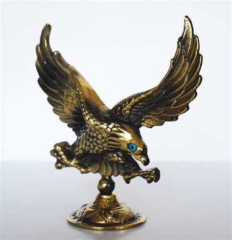 Eagle Of Zeus Chief Attribute And Personificatio Of Zeus Etsy