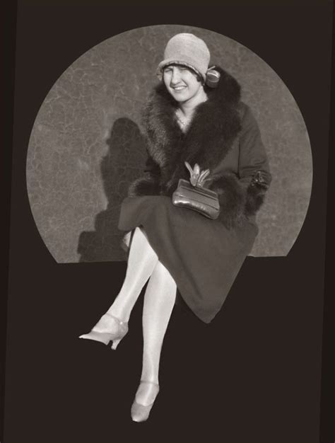 Icon Of The Roaring Twenties 35 Cool Pics That Defined Flapper Styles