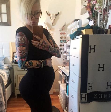 Retired Porn Star Jenna Jameson Reveals She Is Pregnant With Her First