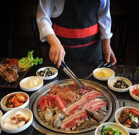 We invite you to experience the unique and delicious flavors of korean cuisine at gangnam korean restaurant, where we use only the freshest ingredients for our traditional family. Japanese vs South Korea: Story of Cuisine - Hiexpat Korea