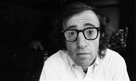 In august 1992, american filmmaker and actor woody allen was accused by his adoptive daughter dylan farrow, then aged seven, of having sexually molested her in the home of her adoptive mother, actress mia farrow, in bridgewater, connecticut. Woody Allen, i suoi 10 film più belli - Panorama