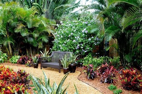 Awesome Tropical Garden Landscaping Ideas 39 Tropical Backyard