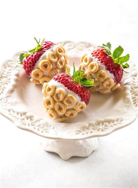 If you search for strawberry santas you will be bombarded with different versions of this fun christmas snack. Summer Snacks for Kids - The Girl Who Ate Everything
