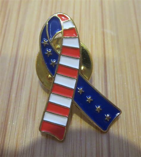 American Flag And Ribbon Lapel Pins Review