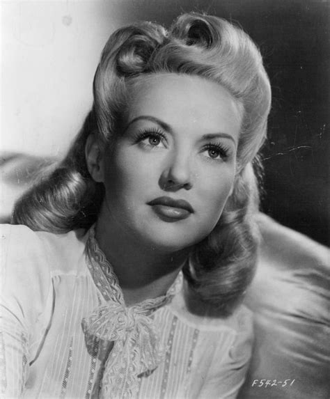 Betty Grable Hollywood Glamour Photography Vintage Hairstyles Actresses