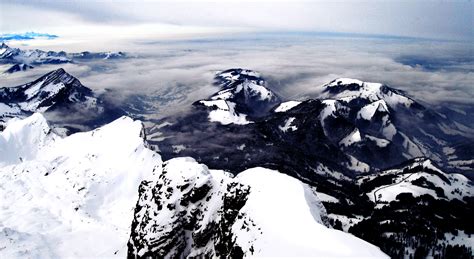 Wallpaper Mountainous Landforms Mountain Range Ridge Sky Nunatak
