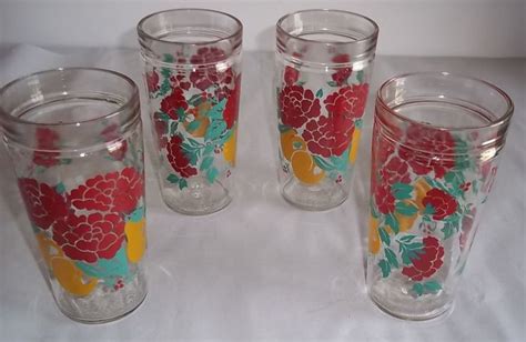 4 Vintage Clear Drinking Glasses Red Carnations And Pear 16 Ounces Crystal Glassware Clear