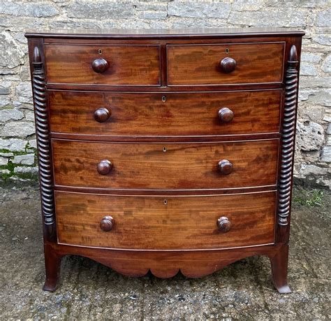 Victorian Mahogany Bow Front Chest Of Drawers