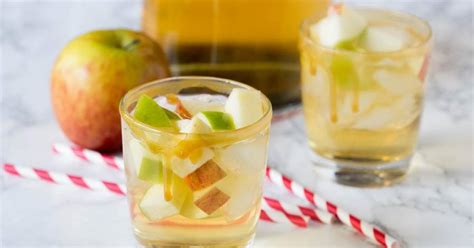10 Best Caramel Apple Drinks Alcoholic Recipes Yummly