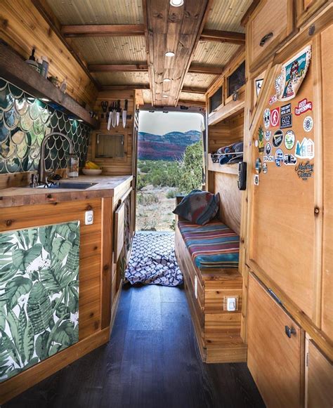 Swipe To See A Murphy Bed In This Van 🚐💨 And Check Out The Surfboard