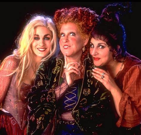 The First Sneak Peek At The Hocus Pocus Reunion Is Here And Im So