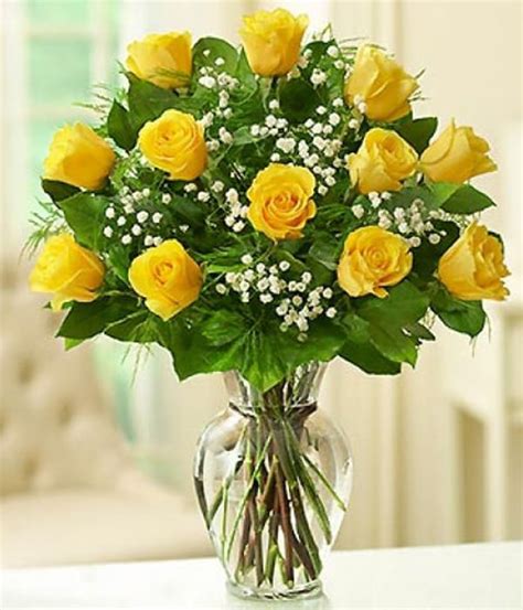 One Dozen Yellow Long Stem Roses In A Vase In Glendale Ca Honey Bee