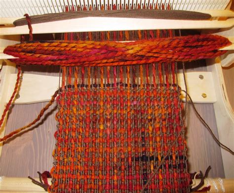 Deannas Weaving January 2014